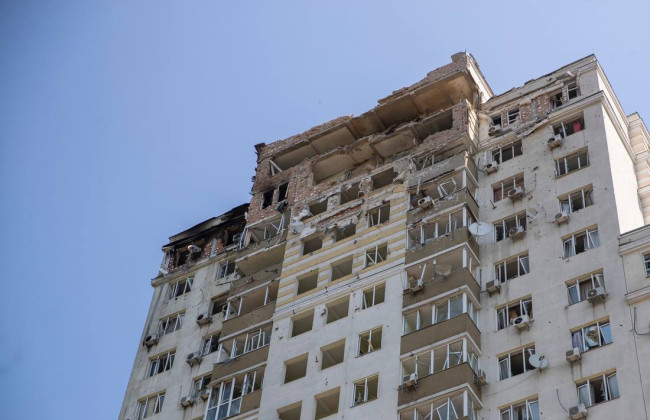 Кличко показал, как выглядит дом в Голосеевском районе после атаки дронов и сообщил о количестве пострадавших, фото