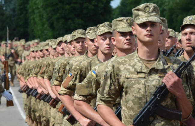 Студента денної форми навчання мобілізували у ЗСУ, однак суд зобов’язав негайно його звільнити