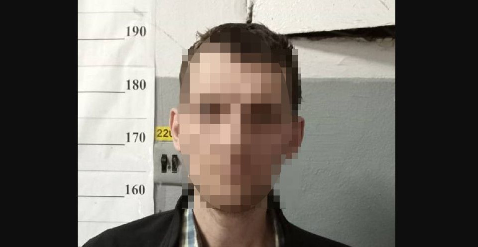 У Києві пасажири маршрутки затримати чоловіка, який намагався пограбувати жінку