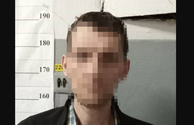 У Києві пасажири маршрутки затримати чоловіка, який намагався пограбувати жінку