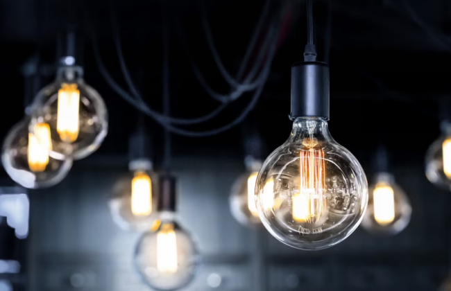 Кабмін встановив ціну на електроенергію для населення у 2,64 грн/кіловат до кінця 2023 року