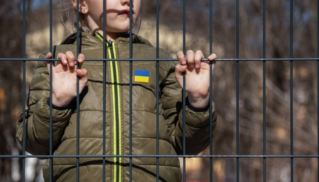 Кабмін затвердив порядок повернення в Україну дітей-сиріт