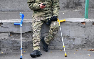Надо создать систему адаптации раненых военных на рабочем месте, а затем систему субсидирования этих мест,– Третьякова