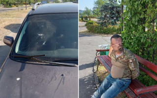 Трощил машину: в Киеве судебные охранники задержали автомобильного хулигана