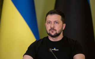 Украине нужны закрепленные на бумаге гарантии безопасности до ее членства в НАТО, – Зеленский