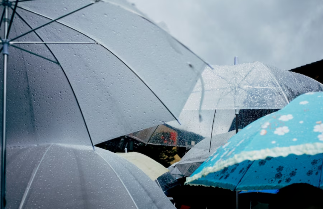 Частичные отключения электроэнергии в Подольском, Оболонском и Святошинском районах Киева из-за грозы – ДТЭК