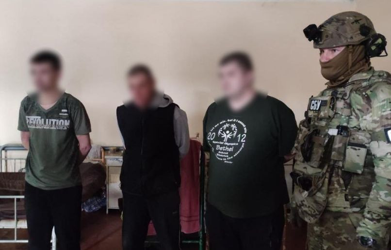 За гроші обіцяли посприяти у звільненні з полону: судитимуть групу шахраїв