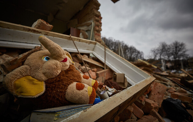 На Херсонщині двоє дітей постраждали через вибух невідомого предмета, — ОВА