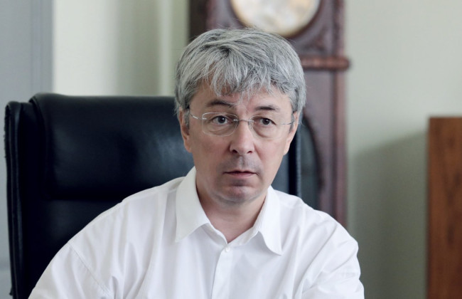 Кабмін заплутався з петицією про звільнення міністра культури Олександра Ткаченка