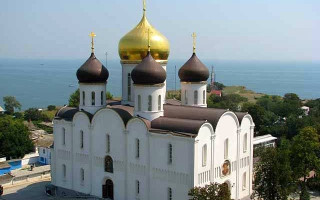 Суд скасував рішення Одеської міськради про передачу у приватну власність земель в районі Свято-Успенського монастиря