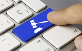 Депутати хочуть продавати на аукціонах місця під МАФи