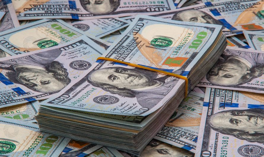 Подстрекали к предоставлению $300 000 взятки якобы руководству ОГП: будут судить двух адвокатов