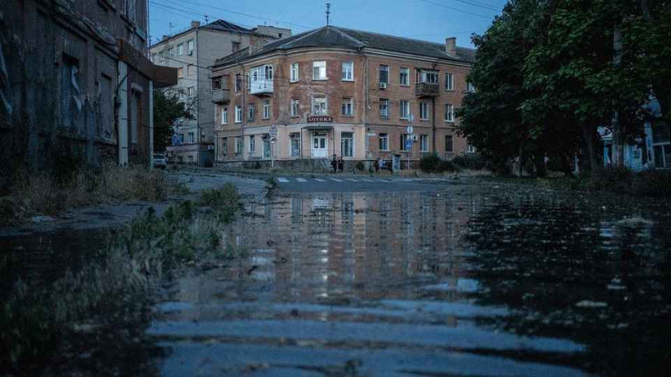 Зеленський повідомив, скільки людей не мають доступу до питної води через теракт на Каховській ГЕС