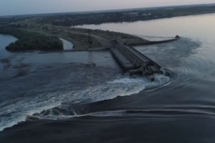 Как подрыв Каховской ГЭС повлиял на энергосистему: ответ Укрэнерго