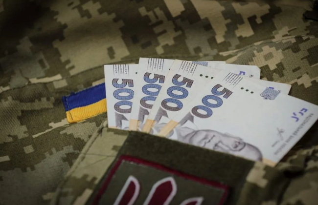 Військовослужбовець у полоні: у Міноборони пояснили, які виплати може отримати його родина