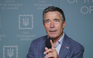 Деякі члени НАТО можуть ввести війська в Україну: ексгенсек Альянсу Расмуссен назвав умову