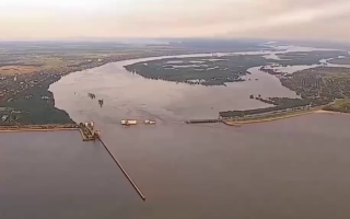 Наслідки підриву Каховської ГЕС з висоти пташиного польоту: відео