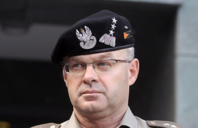 Венгрию следует исключить из НАТО из-за шантажа Орбана — польский генерал