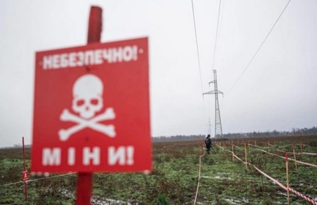 На Чернігівщині поліцейські підірвались на міні, є загиблий