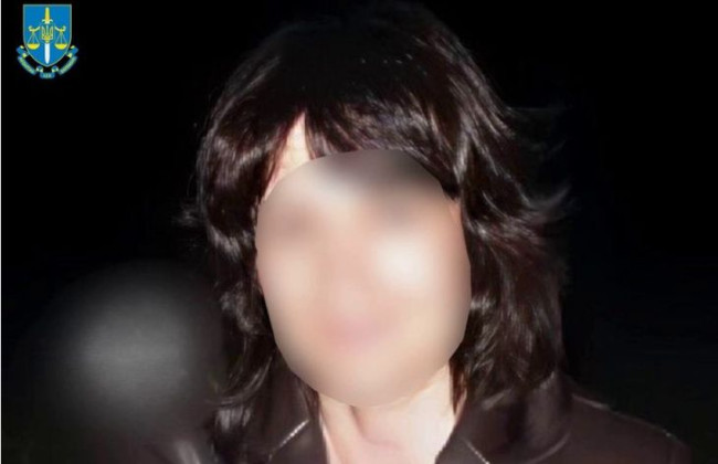 Пішла на співпрацю з ворогом: жительці Луганщини повідомлено про підозру