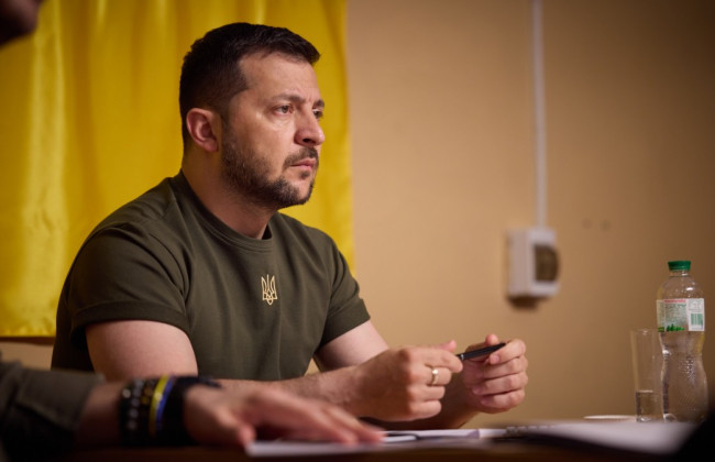 Зеленский ввел в действие решение СНБО относительно санкций еще против 178 человек, связанных с рф – список