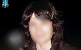 Пошла на сотрудничество с врагом: жительнице Луганской области сообщено о подозрении