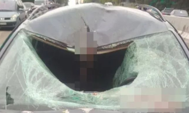 Под Броварами сотрудница полиции насмерть сбила военного: за дело взялось ГБР