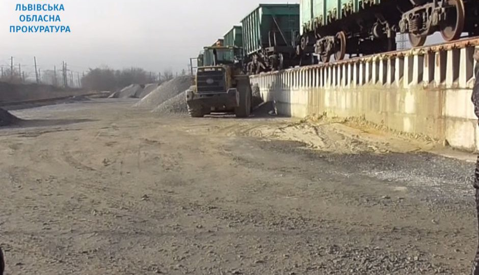 Не перевірив кількість поставленого товару: на Львівщині у службовій недбалості підозрюють ексдиректора КП