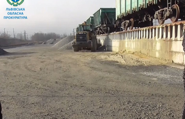 Не перевірив кількість поставленого товару: на Львівщині у службовій недбалості підозрюють ексдиректора КП