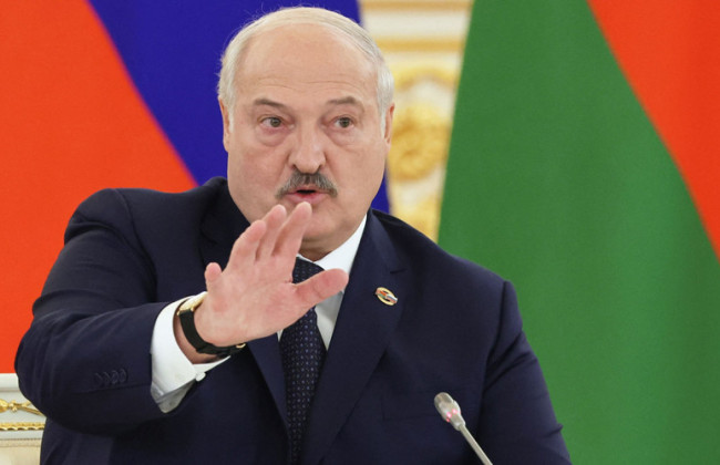 Лукашенко погрожує «не вагатися» із застосуванням ядерної зброї