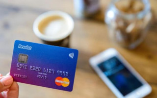 Банк Revolut почав блокувати рахунки та операції росіян, які проживають в Європі, – ЗМІ