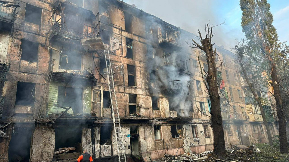 Під час ракетного удару по Кривому Рогу постраждала секретар судових засідань Дзержинського районного суду