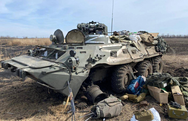 Окупанти втратили багато військової техніки, а для її ремонту не вистачає механіків, — ЦНС