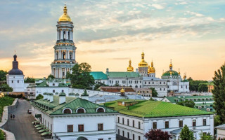 Если УПЦ (МП) не освободит Киево-Печерскую лавру, то работу начнет исполнительная служба, — Ткаченко