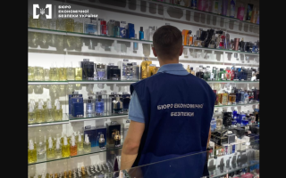 Детективи БЕБ вилучили підроблені парфуми вартістю 15 мільйонів гривень