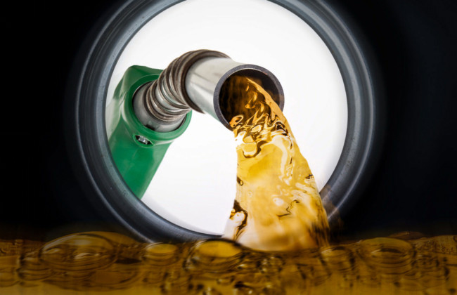 ​​₴400 000 збитків на закупівлі пального: директора столичного компідприємства відсторонено від посади