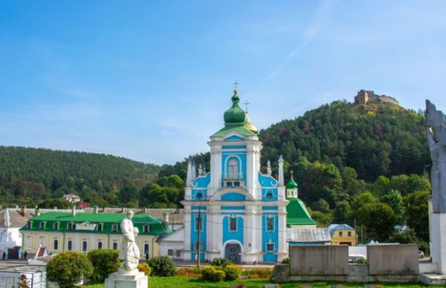 В Тернопольской области суд обязал общину УПЦ МП вернуть собор заповеднику