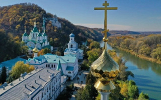 В УПЦ МП можуть відібрати головну святиню Донеччини — Святогірську лавру