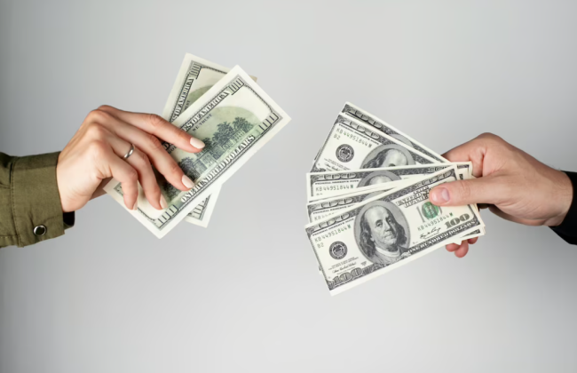 Як обміняти банкноти з ознаками незначного зношення або пошкодженні: інструкція від НБУ