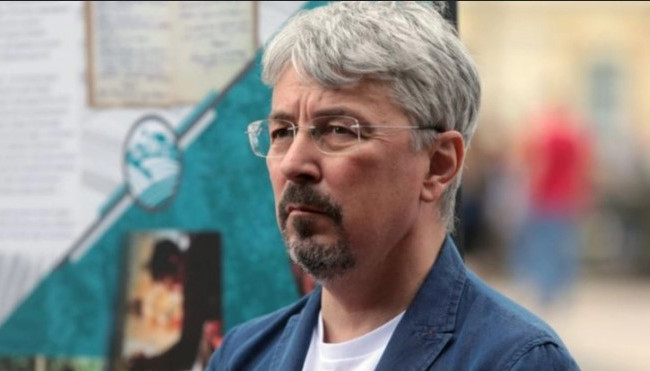 Шмигаль відповів на петицію про звільнення міністра культури Ткаченка