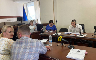 Апеляційний суд залишив у СІЗО суддю Олексія Тандиру, який збив нацгвардійця