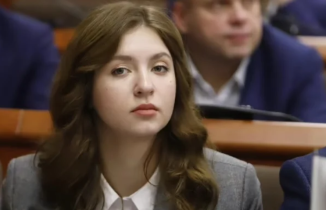 Ярина Ар’єва, яка підозрюється у вчиненні ДТП, складає мандат депутата Київради