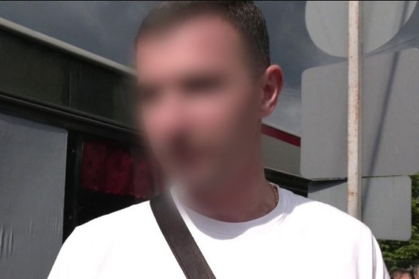 Заважав медійникам знімати репортаж: на Кіровоградщині підозрюють місцевого жителя