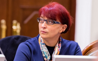 Галина Третьякова пропонує зупинити стягнення боргів з боржників, що проходять службу у Теробороні