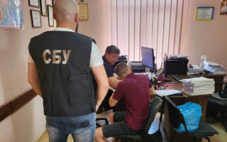 Видавав себе за волонтера, який збирає кошти для ЗСУ: підозрюється житель Вінниці