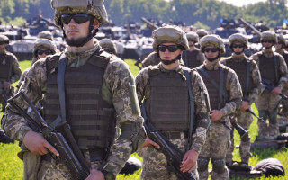 Украина планирует за 10 лет создать условия для содержания армии более чем в 500 тысяч человек, – Свириденко