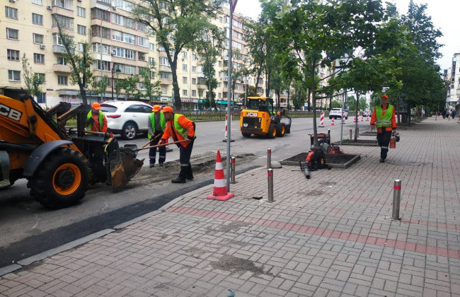 У Києві частково обмежили рух транспорту на бульварі Лесі Українки