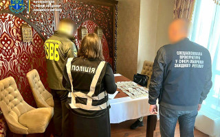 Хотів переправити ухилянтів за кордон: на Львівщині громадянин намагався підкупити прикордонницю