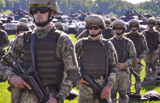 Україна планує за 10 років створити умови для утримання армії в понад 500 тисяч осіб, – Свириденко