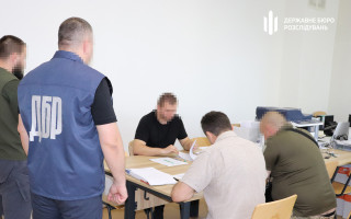 Решили продать 15 тысяч сигарет, предназначавшихся военным: будут судить чиновников, заведующих продовольствием